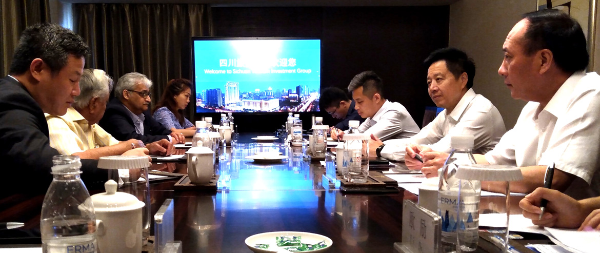 集团党委副书记、副董事长、总经理杨川会见印度靛蓝集团执行董事卡皮尔·巴蒂亚先生一行